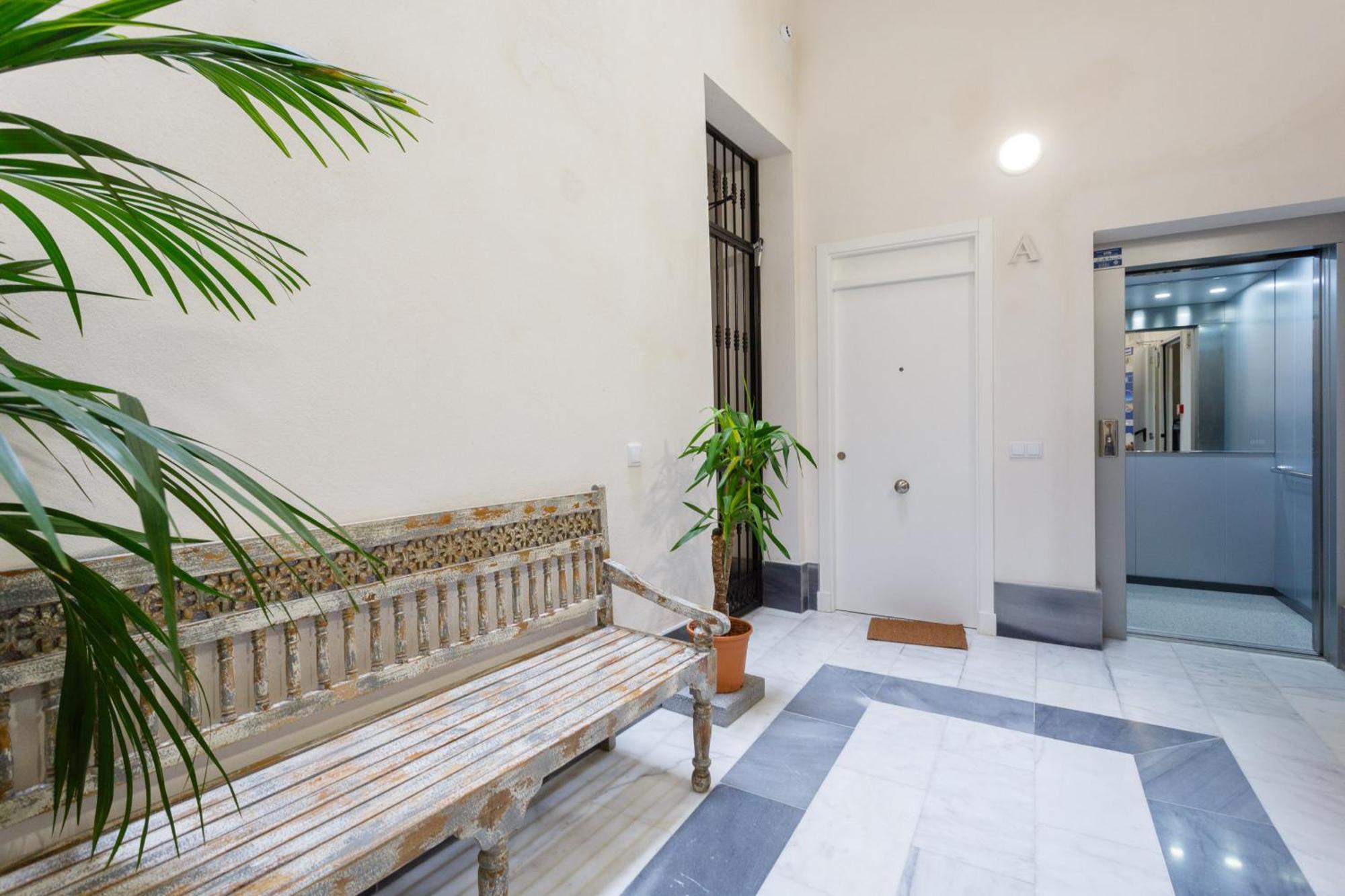 Brujula Ground Floor Indoor By Cadiz4rentals * Cadiz